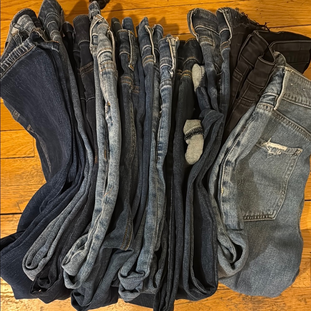 Size 12 Jeans Bundle. Kut Democracy American Eagle, etc.